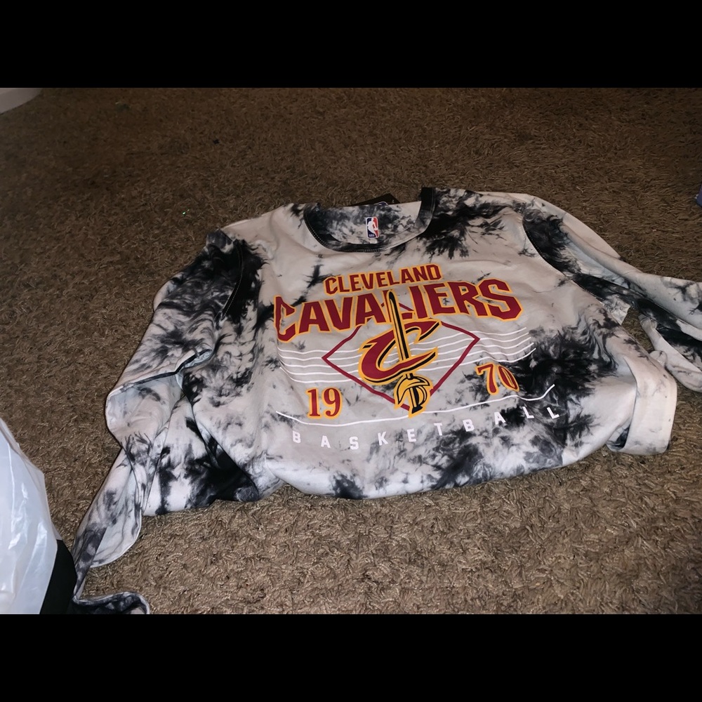 Cavs shirt